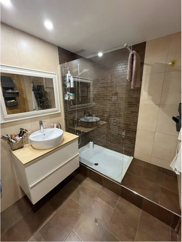 Captura de pantalla 2025-10-21 a las 11.31.00